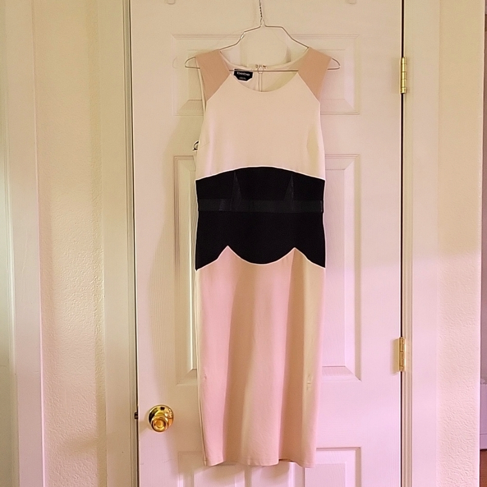 Bebe - Fitted- Cocktail Dress - Medium